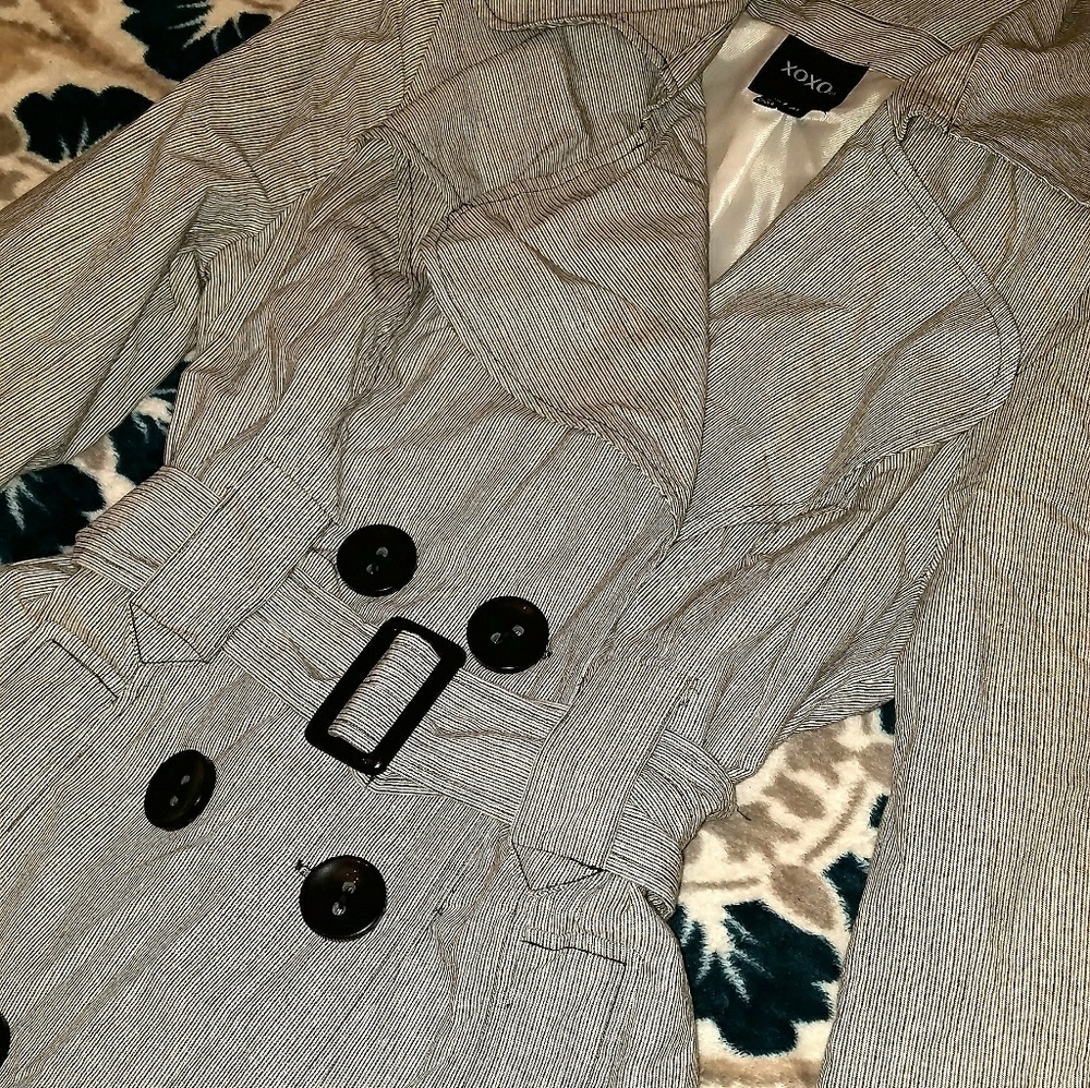 B&W Striped Jacket - Picture 2 of 3
